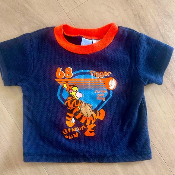 Other - Vintage Y2K Winnie the Pooh Tigger shirt size 6/9 months